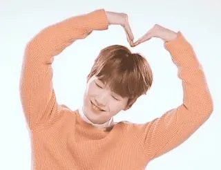 🧡 coeur, amour, coréen, geste, sourire, homme telegram sticker