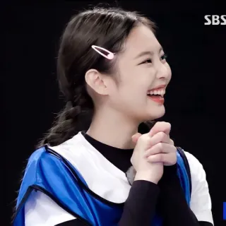 🥺 Jennie Jennie Kim, BLACKPINK, chanteuse, sourire, K-pop, femme telegram sticker