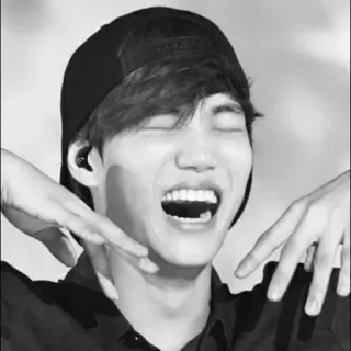 🌑 人, 男人, 肖像, 微笑, 黑白 telegram sticker