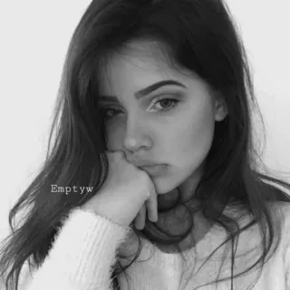 🥀 Emptyw женщина, портрет, лицо, девушка, красота, черно-белое telegram sticker