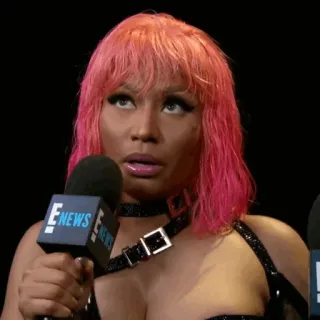 🍣 Nicki Minaj Nicki Minaj, cheveux roses, rappeuse, chanteuse, célébrité, E! News telegram sticker