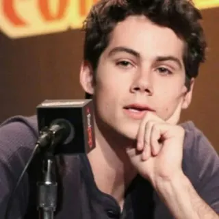 📎 Dylan O'Brien Dylan O'Brien, aktor, potret, selebriti telegram sticker