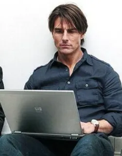 ✨ Tom Cruise actor, ordenador, estrella de cine, hombre telegram sticker