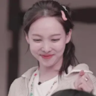 🐰 Nayeon kpop, twice, idol, cantora, feminino whatsapp sticker