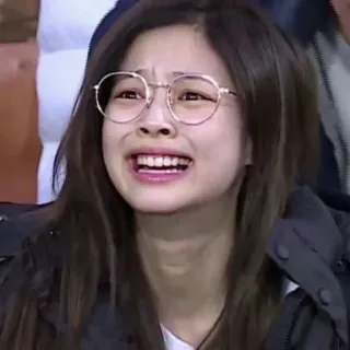 🎗 여자, 사람, 안경, 울음, 슬픈 whatsapp sticker