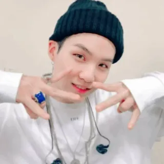 ☁️ 男性, K-POP, 音楽, エンタメ, 帽子, ポートレート telegram sticker