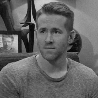 ➕ Ryan Reynolds acteur, célébrité, portrait, expression du visage, drôle telegram sticker