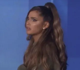🌃 Ariana Grande อารีอานา กรานเด, นักร้อง, ป็อปสตาร์, คนดัง, หน้าตลก, มีม telegram sticker