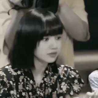 🎧 Lisa wanita, potret, rambut hitam, korea, potongan bob, idola telegram sticker