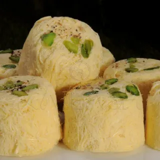 🥞 Soan Papdi, Indische Süßigkeit, Dessert, Essen, Pistazien, Süße Leckerei telegram sticker