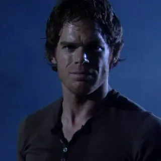 😥 Dexter Morgan Dexter asesino en serie, sangre, crimen, drama, televisión telegram sticker