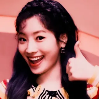 😇 Dahyun K-pop, Twice, Dahyun, idol, singer, thumbs up telegram sticker