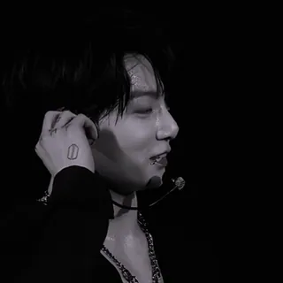 🖤 Jungkook kpop, 歌手, 音楽, タトゥー, 汗, BTS telegram sticker