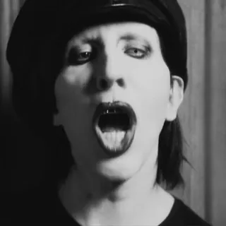 🌟 Marilyn Manson певец, музыкант, макияж, черно-белый telegram sticker