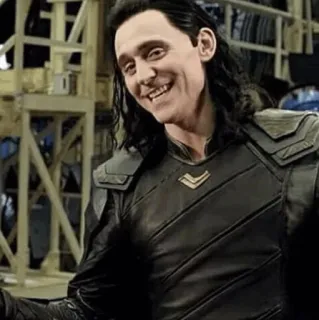 🌪 Loki marvel, tom hiddleston, vilão, deus, travessura telegram sticker