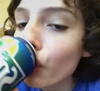 🙃 personne, boire, soda, boisson whatsapp sticker