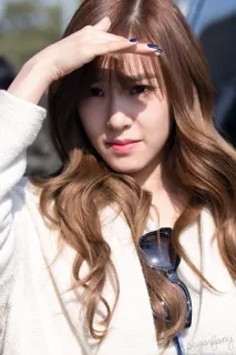 ☀ femme, portrait, lunettes de soleil, mode, cheveux, beauté telegram sticker