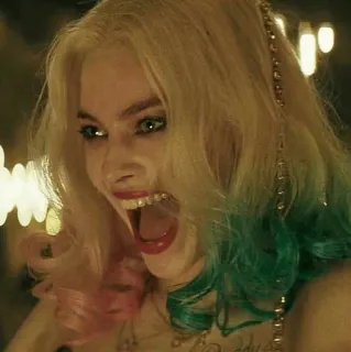 😂 Harley Quinn Suicide Squad Harley Quinn, Margot Robbie, Escuadrón Suicida, DC Comics, villano, loca, sonrisa, maquillaje telegram sticker
