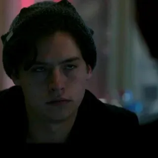🍁 Jughead Jones Riverdale Jughead, Riverdale, Cole Sprouse, Drama adolescente, Retrato de personagem, Televisão telegram sticker