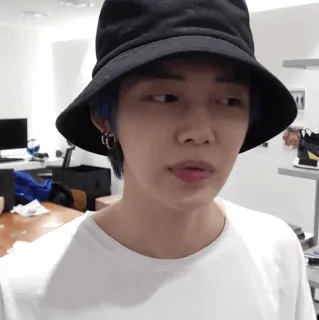 🍙 Yeonjun 崔然竣, TXT, 韩流, 歌手, 偶像, 男 whatsapp sticker