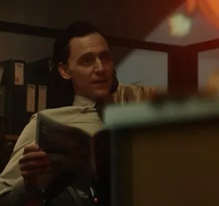 💚 Loki marvel, personaggio, fiction, supereroe telegram sticker