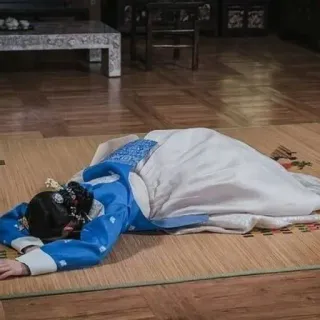 😩 woman, bowing, traditional clothes, prostration, Korean, culture telegram sticker