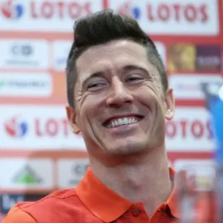 😂 LOTOS LOTOS LOTOS Robert Lewandowski, fútbol, jugador, Polonia, LOTOS telegram sticker