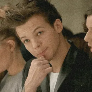 ⚽ Louis Tomlinson promi, sänger, popmusik, one direction, musik, porträt telegram sticker