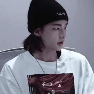 💗 CELINE person, man, beanie, korean, singer whatsapp sticker
