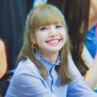 🐙 Lisa (Lalisa Manoban) kpop, sänger, idol, blackpink, lisa, lalisa manoban, lächelnd, weiblich telegram sticker