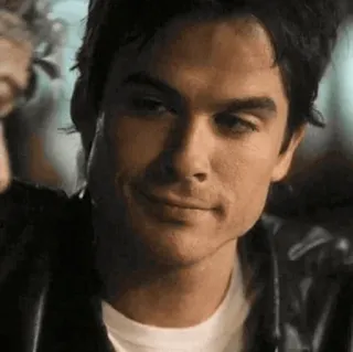 🦇 Damon Salvatore The Vampire Diaries wampir, serial TV, nadprzyrodzone, Ian Somerhalder, uśmieszek, przystojny telegram sticker