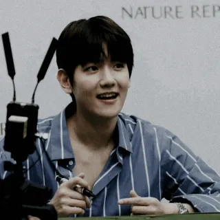 🎋 man, person, kpop, singer, idol, asian, celebrity telegram sticker