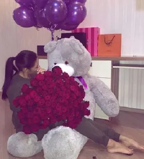 😄 rosas, ursinho de pelúcia, presentes, balões, mulher, celebração, amor telegram sticker