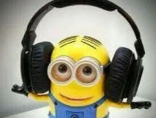 🎶 Minion Minion, Fones de ouvido, Desenho animado, Amarelo, Óculos, Música whatsapp sticker