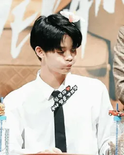 🌦 지영아 맛있게 korean, asian, man, tie, handsome, k-pop telegram sticker