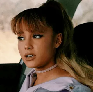 🌿 Ariana Grande Ariana Grande, Pop star, Chanteuse, Célébrité, Actrice, Musicienne whatsapp sticker
