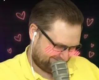 🥰 мужчина, очки, микрофон, сердечки, любовь, счастливый, милый telegram sticker