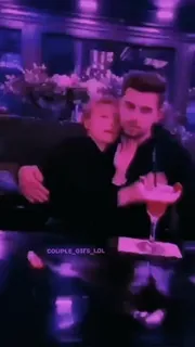 💝 COUPLE_GIFS_LOL пара, любовь, романтика, отношения, ресторан, нежность, GIF telegram sticker