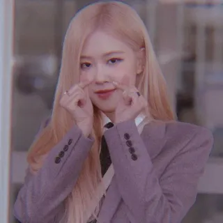 🐿️ Rose K-pop, Cantante, Rosé, Blackpink, Celebrità, Moda telegram sticker