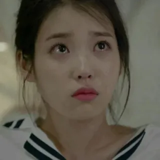 😭 IU 女性, 韩国, 女演员, 歌手, 名人, IU telegram sticker
