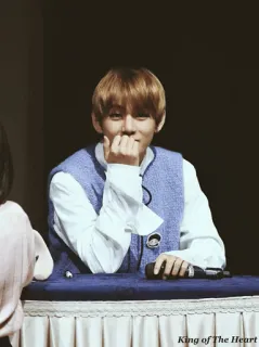 💸 King of The Heart kpop, singer, idol, korean pop telegram sticker