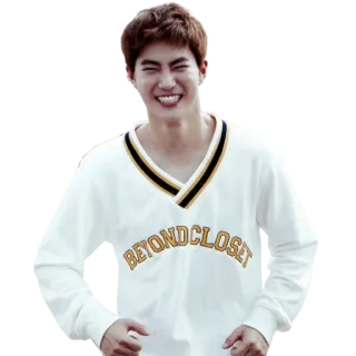 😁 BEYONDCLOSET vêtements, mode, portrait, homme, souriant telegram sticker