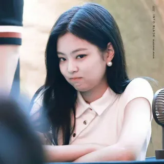 💔 Jennie Blackpink INTO BLACK K-pop, cantante, Blackpink, Jennie, Idol, donna telegram sticker