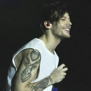 😄 Louis Tomlinson Chanteur, One Direction, Tatouage, Portrait, Célébrité, Homme, Musique telegram sticker