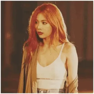 🎟 Frau, orange Haare, Porträt, koreanisch, asiatisch, weiblich telegram sticker