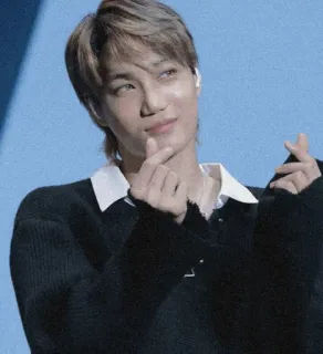 💵 Kai (Kim Jongin) K팝, 아이돌, 가수, 귀여운, 한국, 남성, 아티스트, 손하트 whatsapp sticker