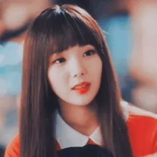 ❄ femme, fille, portrait, personne, rouge à lèvres rouge, frange, sourire telegram sticker