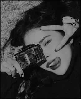 ◽️ femme, portrait, photographie, mannequin, appareil photo telegram sticker
