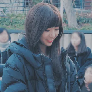 ❄ femme, asiatique, souriante, veste, hiver, portrait telegram sticker