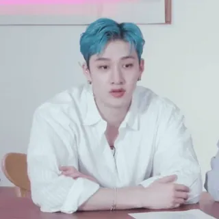 🥢 Bang Chan Bang Chan, Stray Kids, K-pop, Idool, Zanger, blauw haar whatsapp sticker